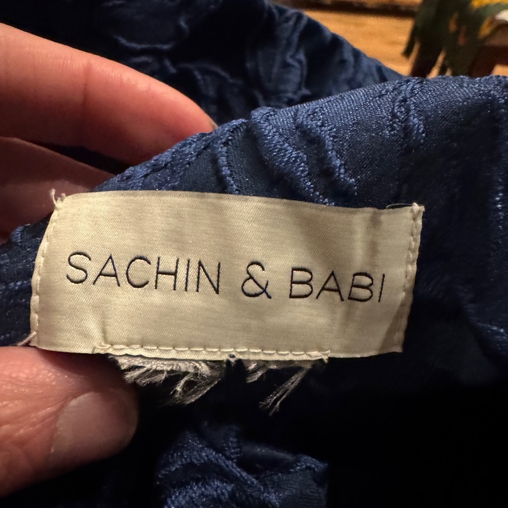 Sachin + Babi Deep Navy Textured Wrap Shrug - Picture 7 of 12